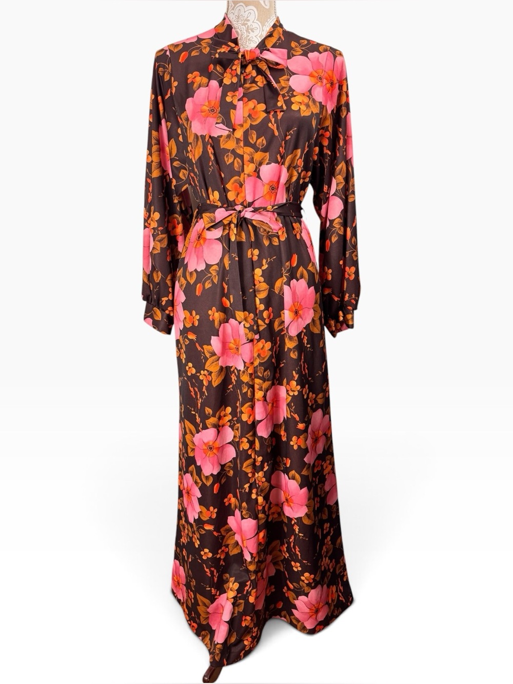 Vintage 70s Loungewear by Gossard Floral Maxi Robe Tie Neck Belted Housecoat